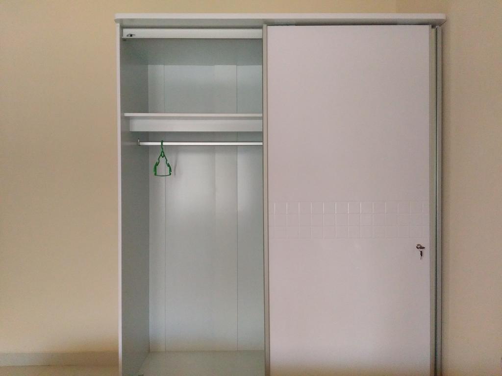 Jasmine Park Guest House Семаранг Екстериор снимка